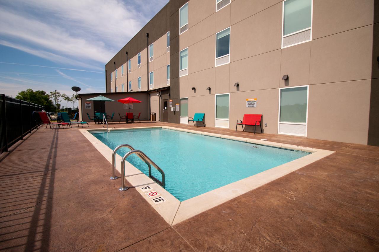 HOTEL PRYOR - thumb 10