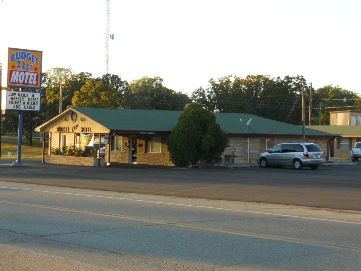 Budget ZZZZ Motel - thumb 6