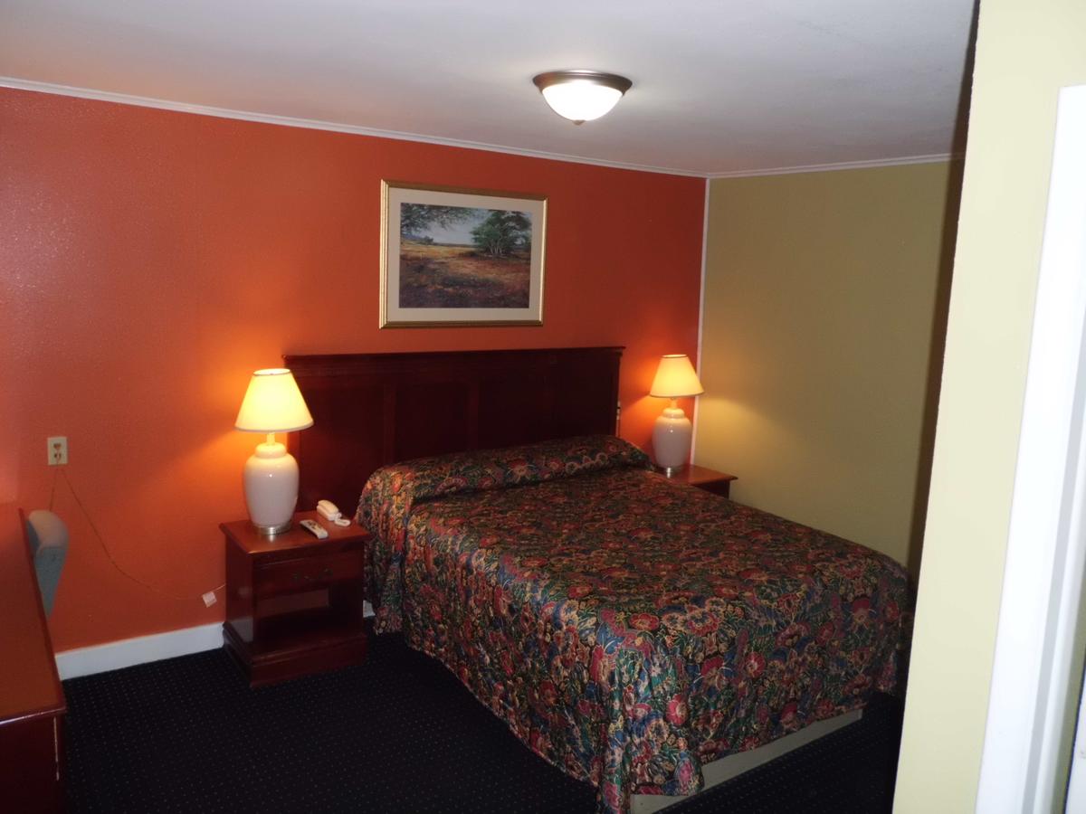 Budget ZZZZ Motel - thumb 39