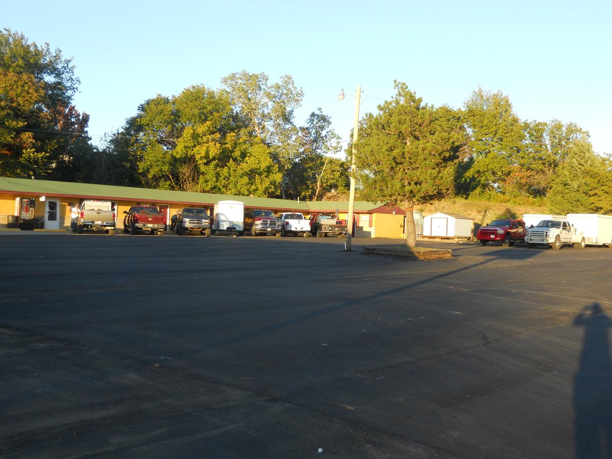 Budget ZZZZ Motel - thumb 5