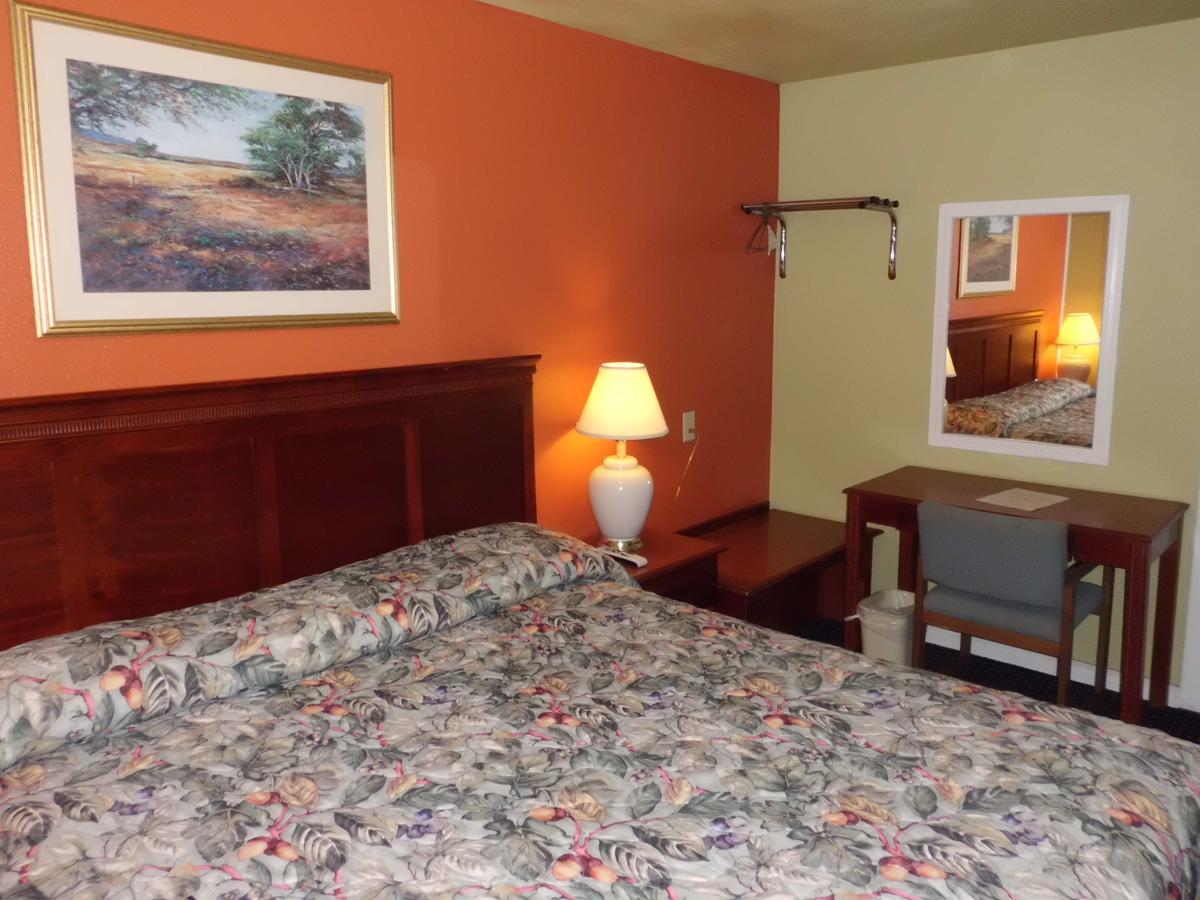 Budget ZZZZ Motel - thumb 17