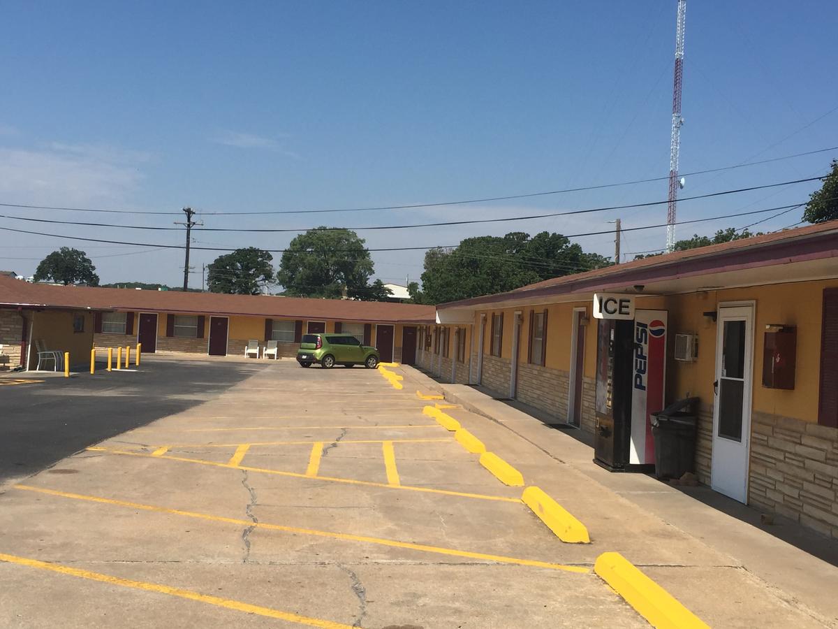 Budget ZZZZ Motel - thumb 9