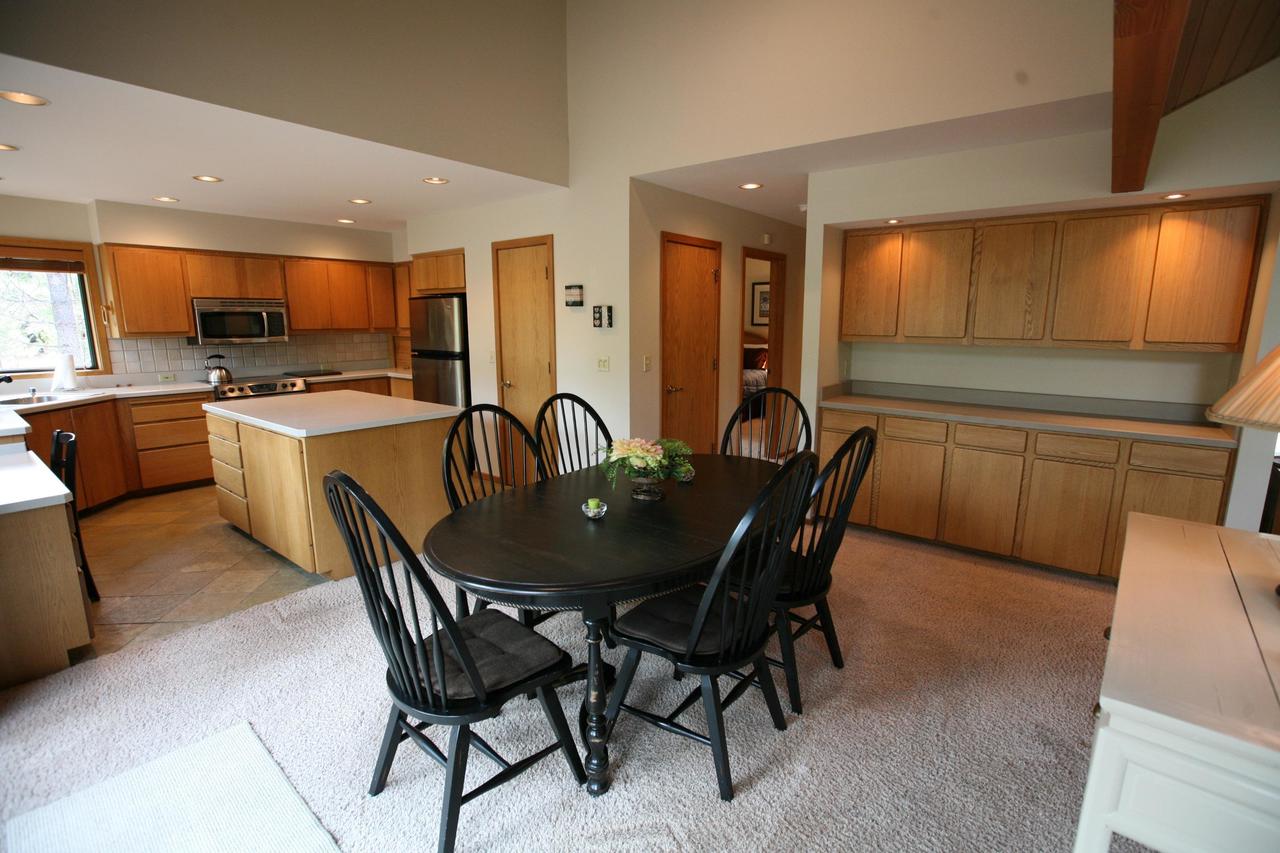 10 Tan Oak-AC-Hot Tub-3BR/3BA - thumb 11