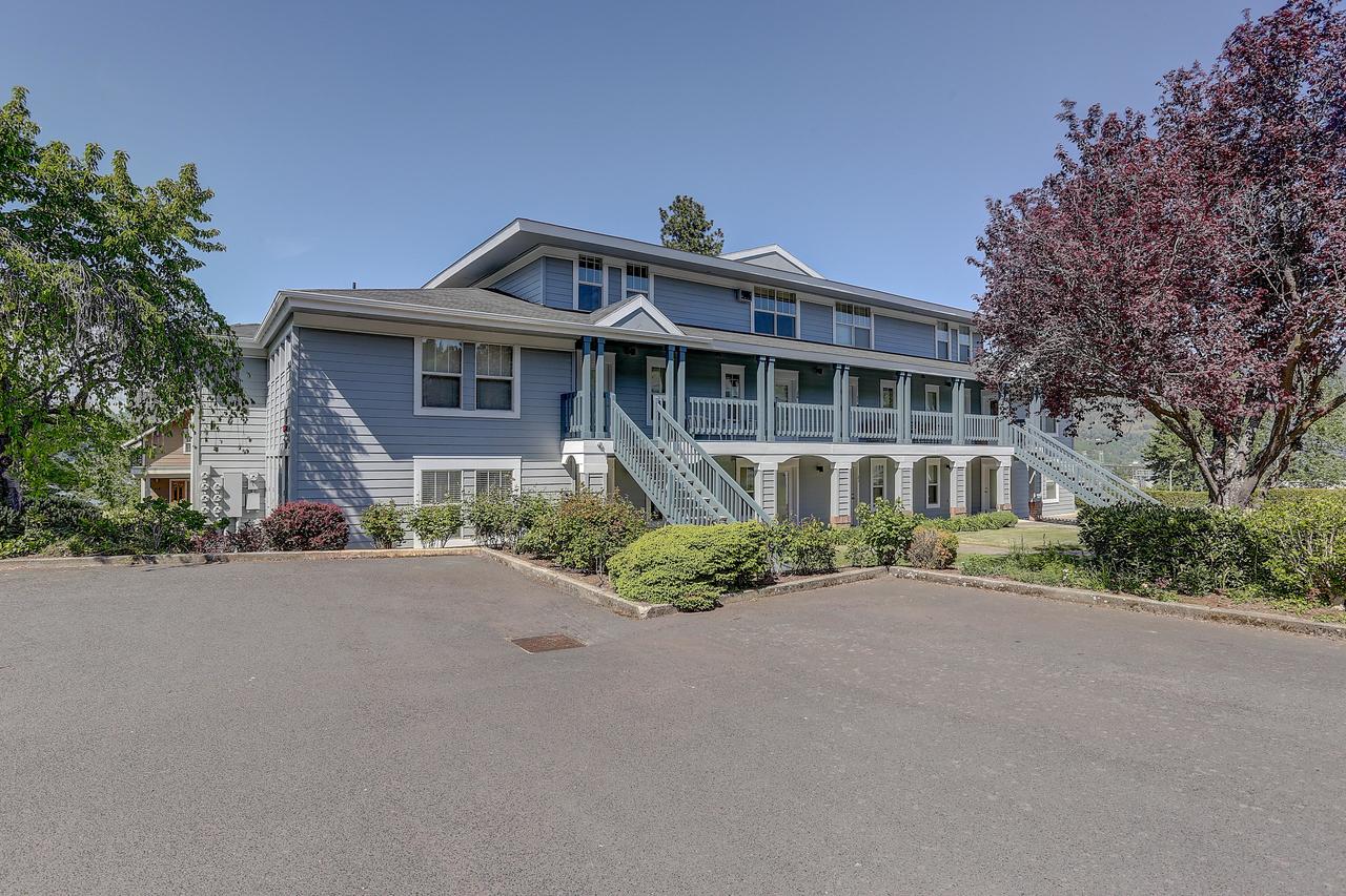 AlleyÃ¢Â€Â™s 22-River Vw-AC-1BR/2BA - thumb 5