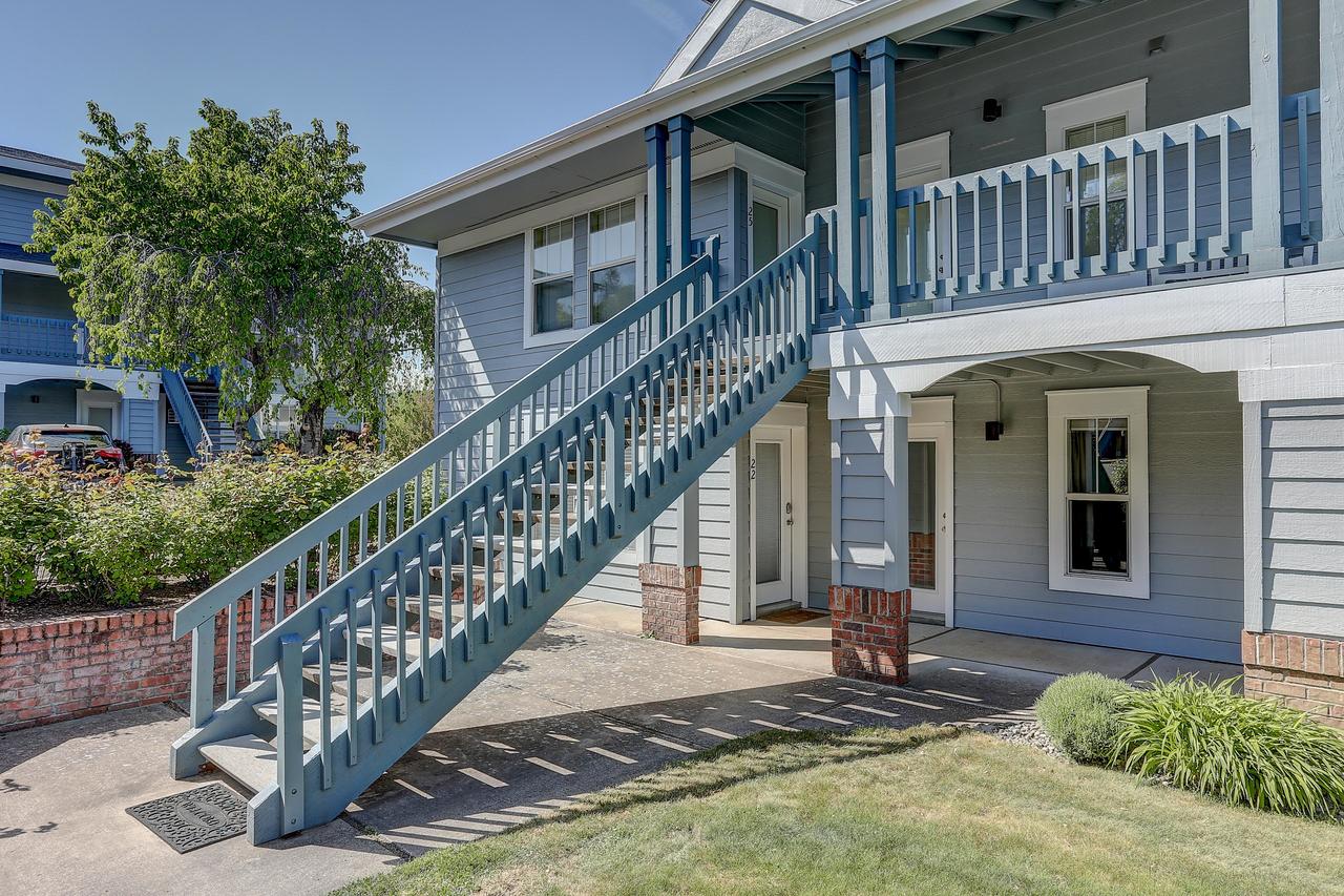 AlleyÃ¢Â€Â™s 22-River Vw-AC-1BR/2BA - thumb 20