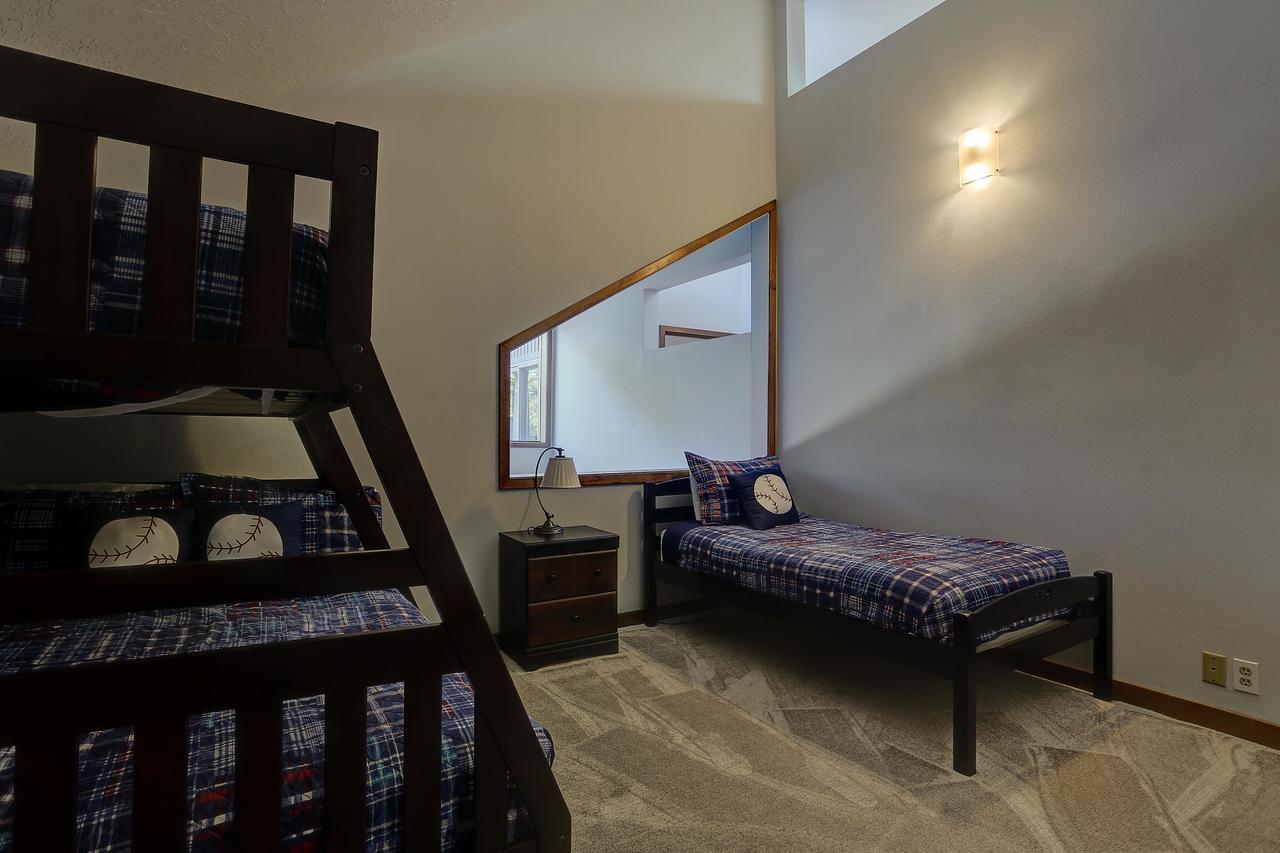 26 Yellow Pine - thumb 30