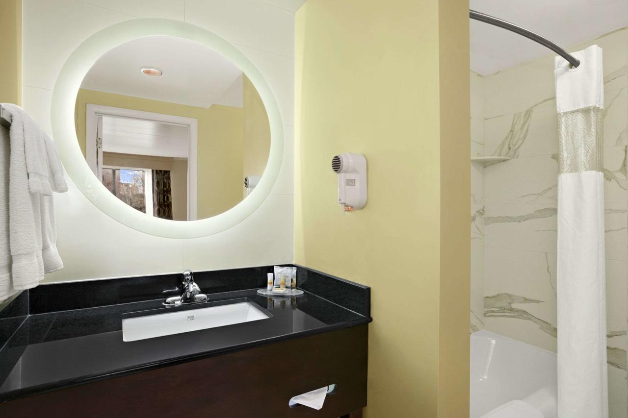 Days Inn By Wyndham Penn State - thumb 37