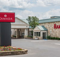 Ramada by Wyndham State College Hotel  Conference Center - Accommodation Indiana