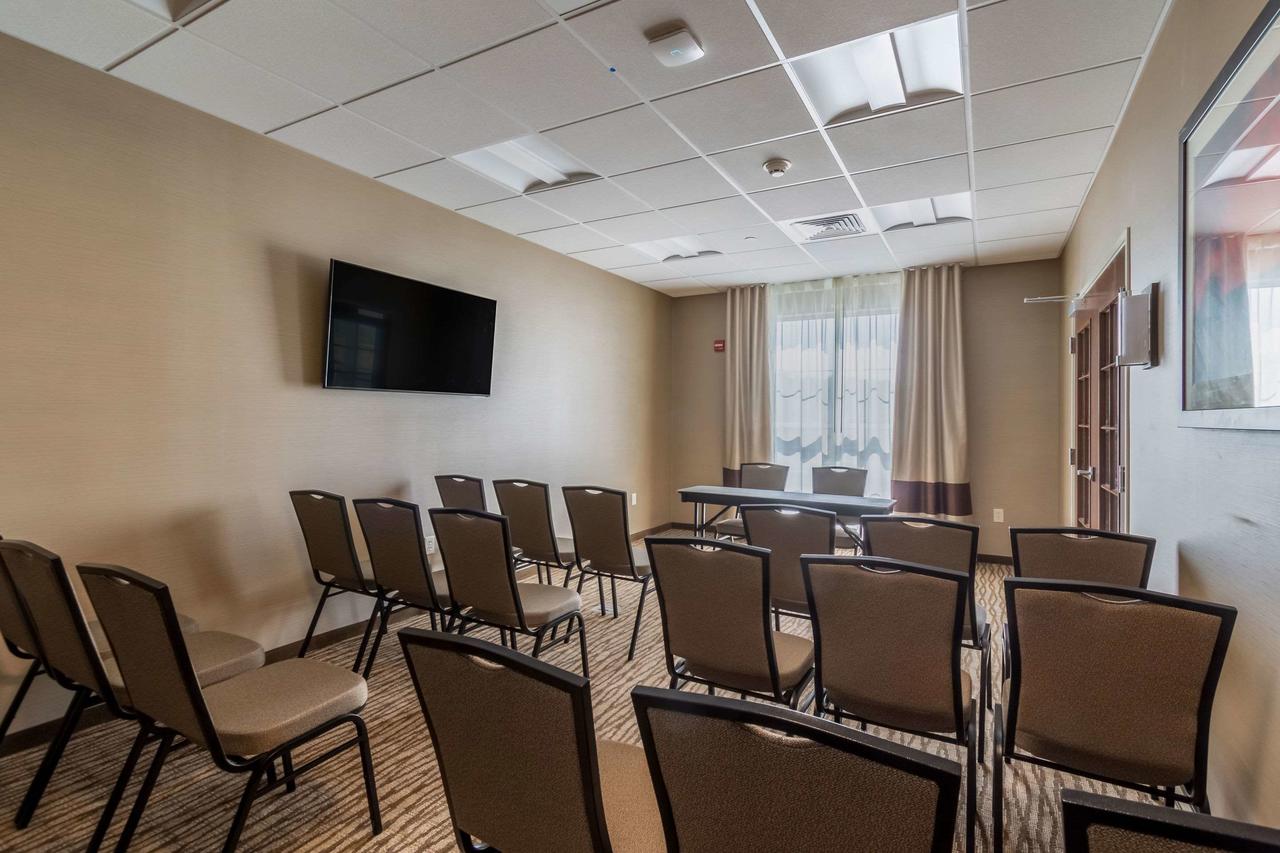 Comfort Inn & Suites - Harrisburg Airport - Hershey South - thumb 24