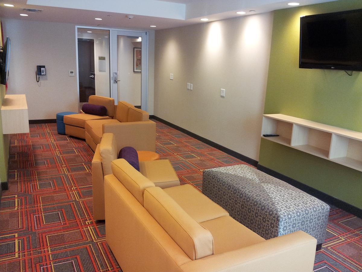 Home2 Suites By Hilton Philadelphia Convention Center - thumb 9