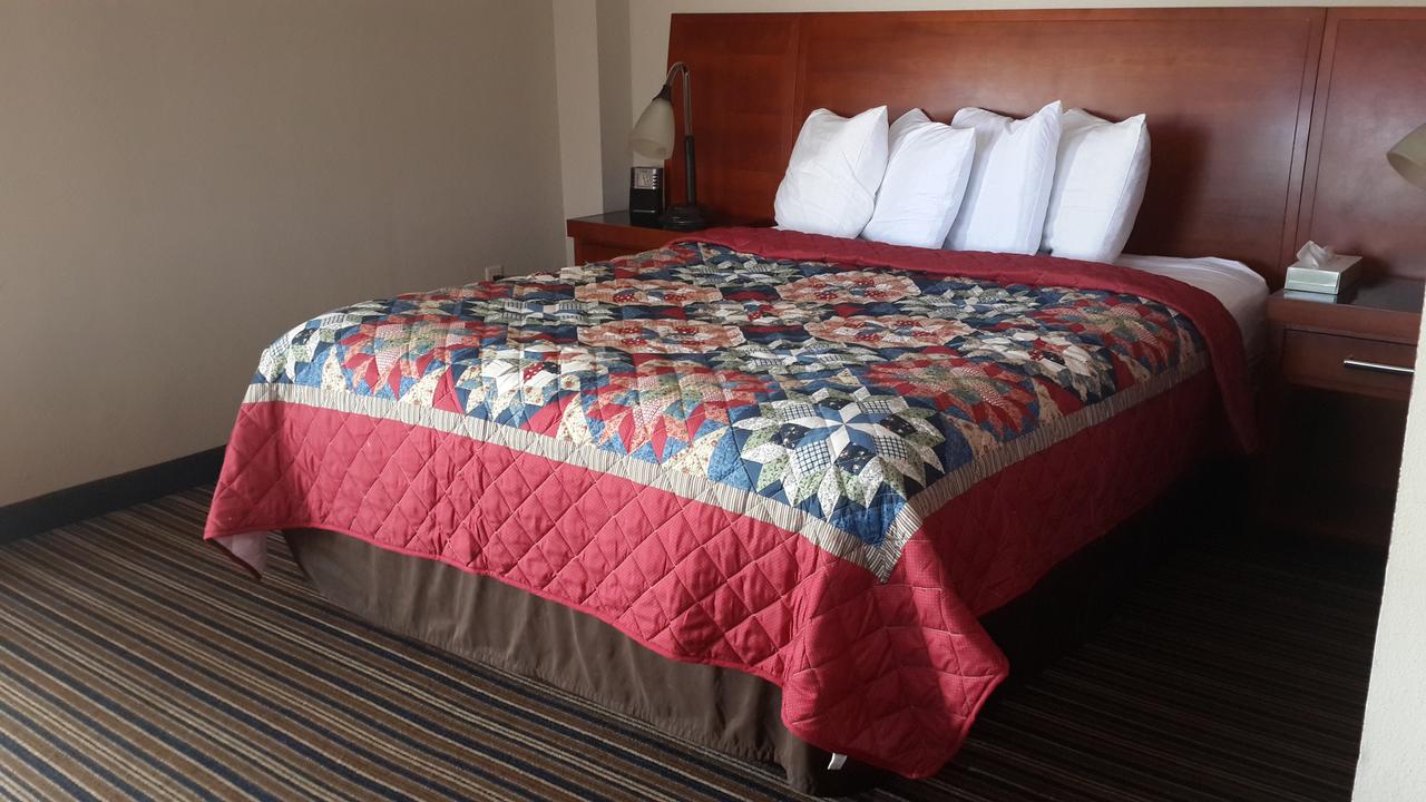 Harvest Drive Family Inn Intercourse - Amish Country - thumb 33