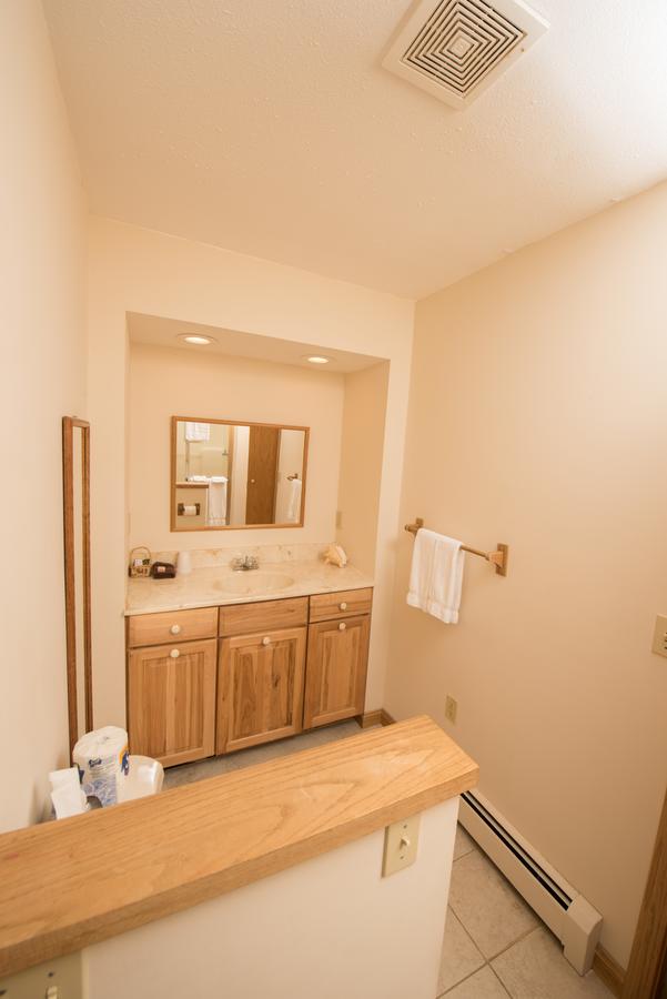 Lakeview On The Lake - thumb 26