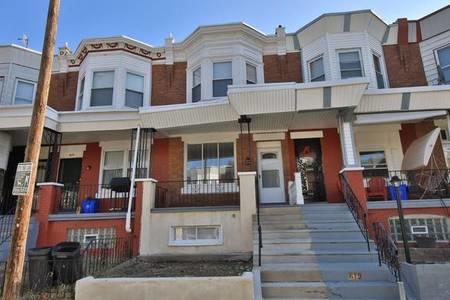 Bedroom In West Philadelphia And University City . - thumb 0