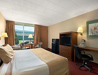 Days Inn By Wyndham Butler Conference Center - thumb 5