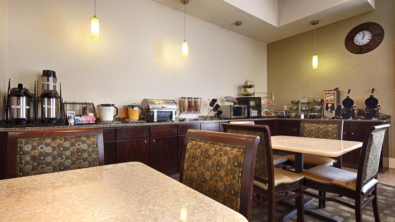 Best Western Plus Philadelphia Airport South - At Widener University - thumb 4