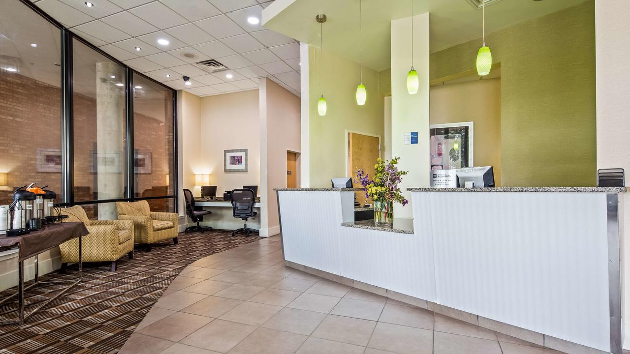 Best Western Plus Philadelphia Airport South - At Widener University - thumb 17