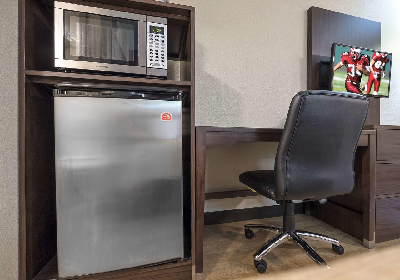Red Roof Inn Lancaster - thumb 17