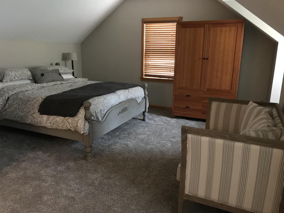 Mt. Nittany Hideaway - Beautiful And Spacious Home - thumb 4