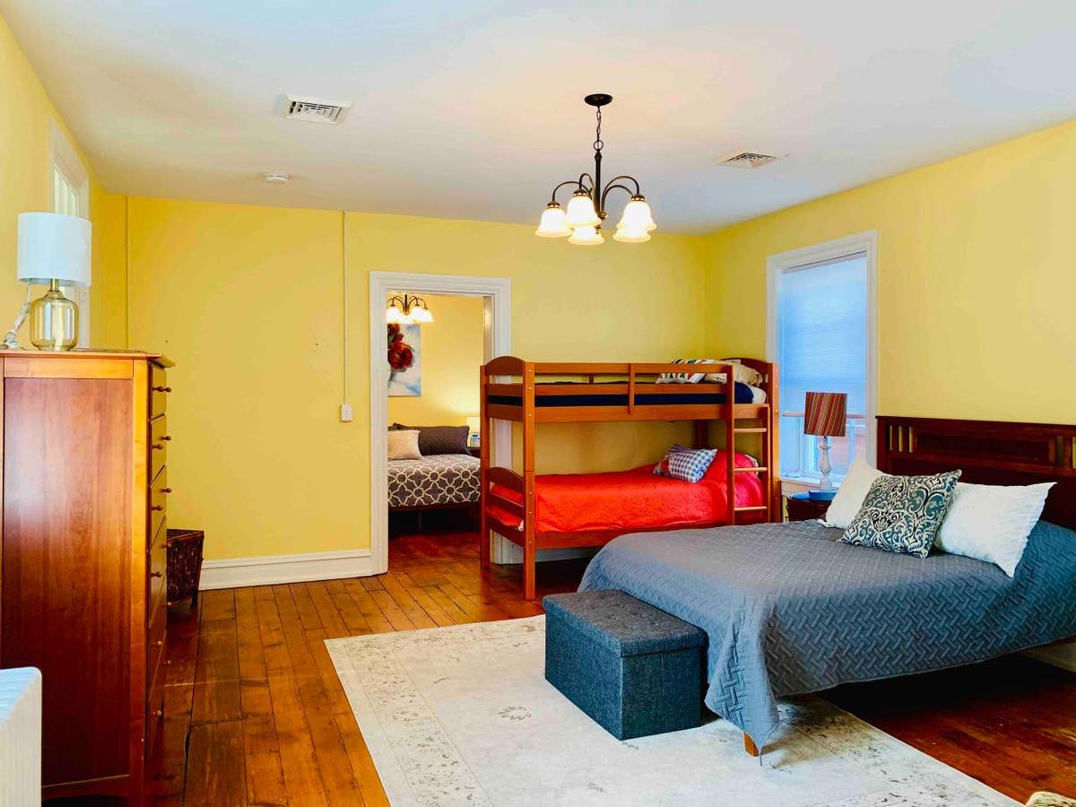 Inn On Main- Renovated Charm Next To Hershey! - thumb 17