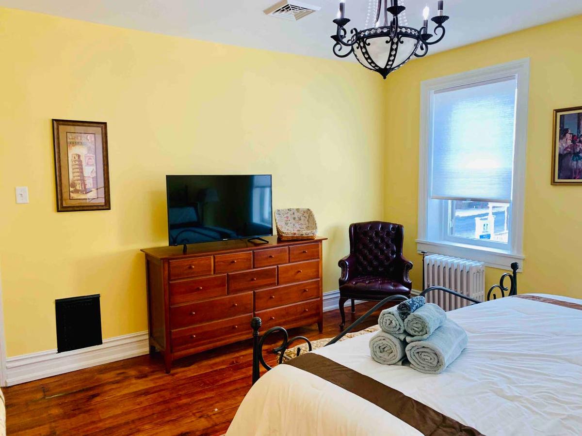 Inn On Main- Renovated Charm Next To Hershey! - thumb 21