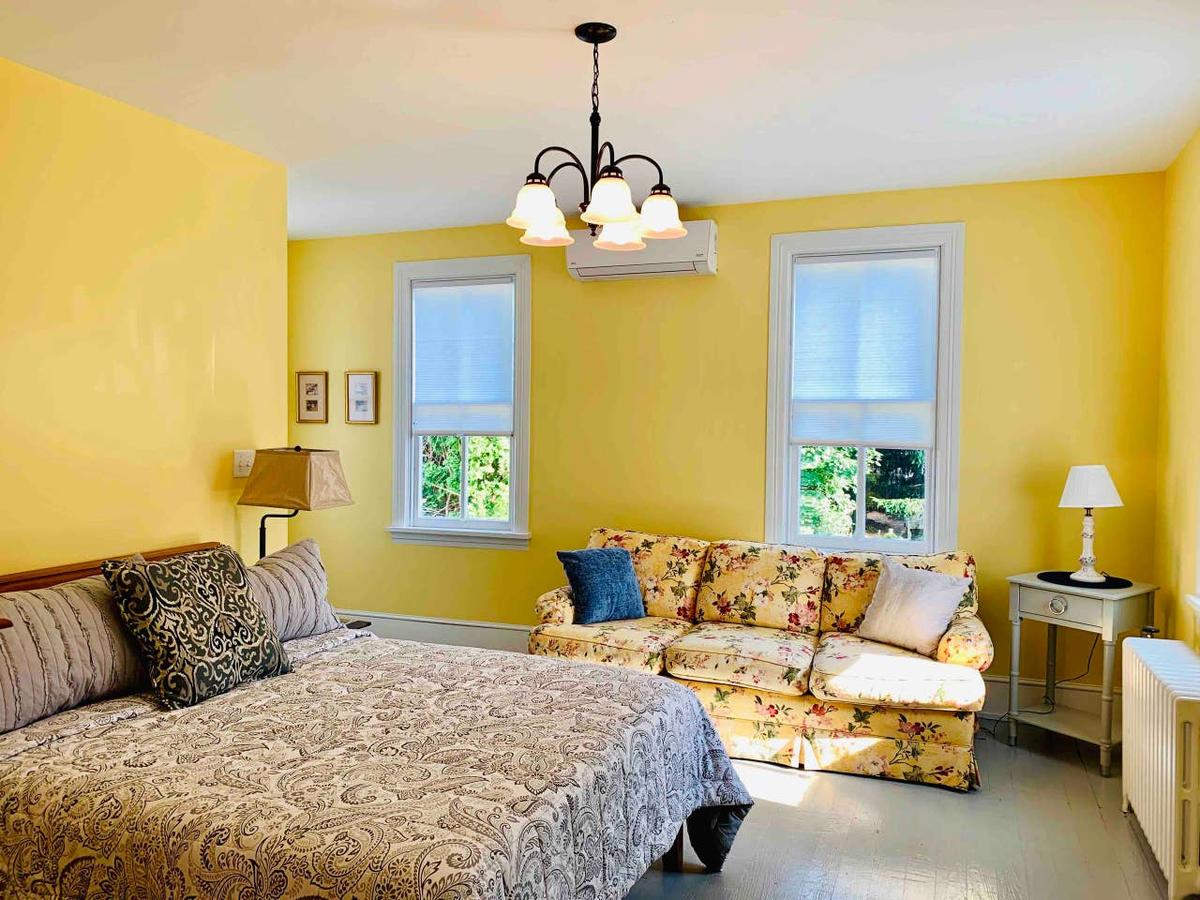 Inn On Main- Renovated Charm Next To Hershey! - thumb 23