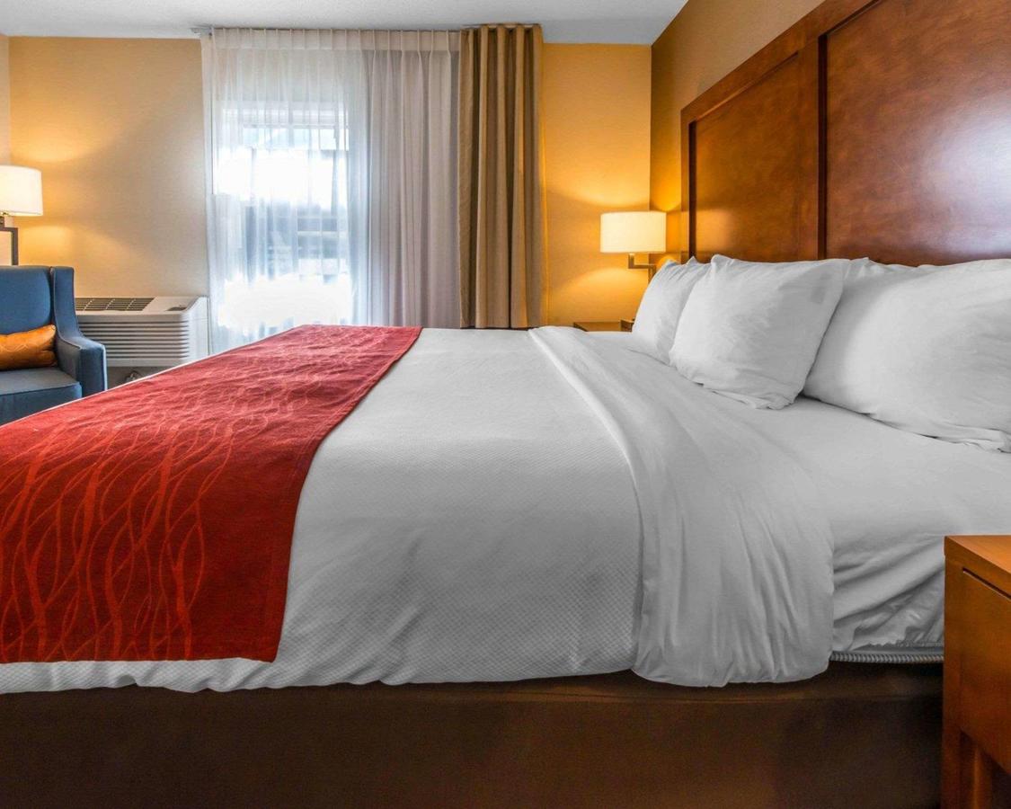 Comfort Inn & Suites Erie - thumb 24