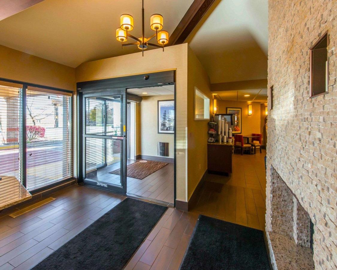 Comfort Inn & Suites Erie - thumb 30