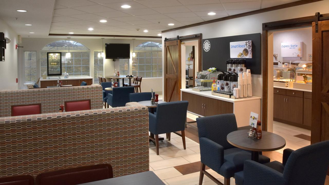 Holiday Inn Express Mount Pleasant- Scottdale - thumb 6