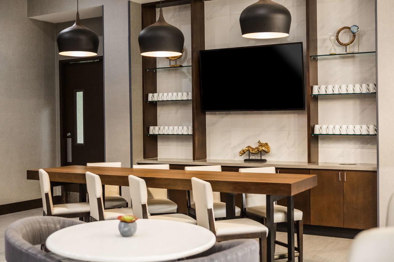 Hyatt Place Greenville Downtown - thumb 23