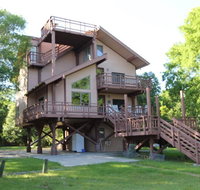 Whitmarsh- 6 Bedroom home - Accommodation Indiana