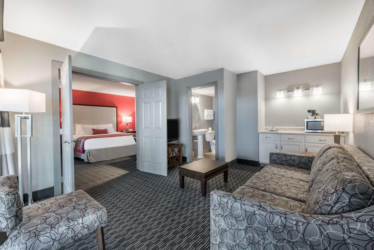 Ramada By Wyndham Rapid City - thumb 33