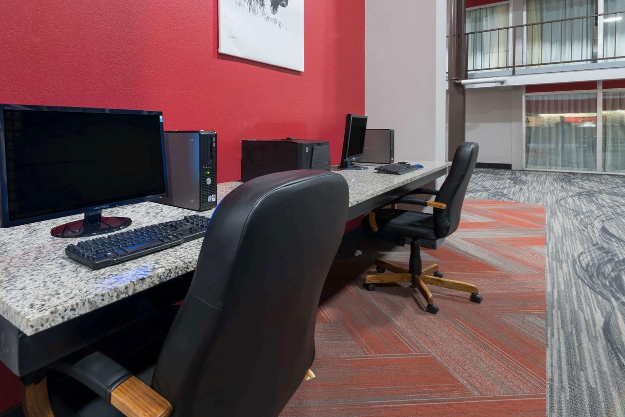 Ramada By Wyndham Rapid City - thumb 34