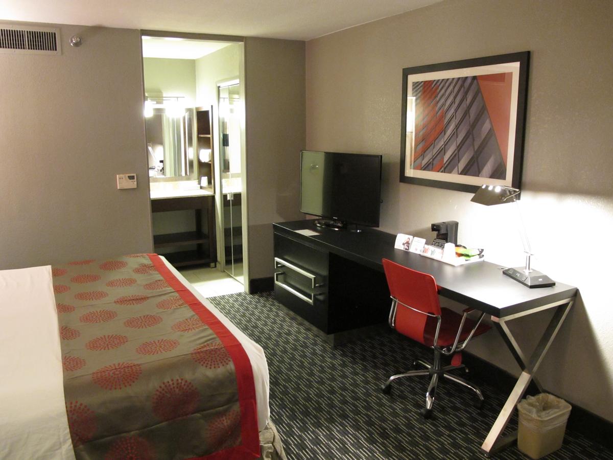 Ramada By Wyndham Rapid City - thumb 27