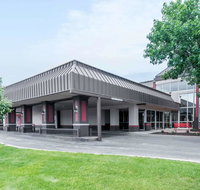 Ramada by Wyndham Rapid City - Accommodation Indiana