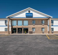 Travelodge by Wyndham Spearfish - Accommodation Indiana