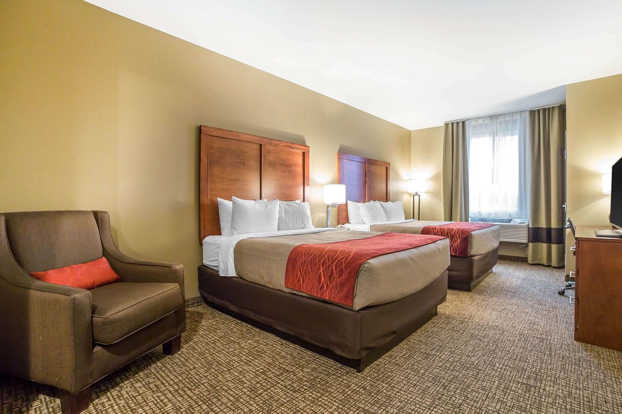 Comfort Inn & Suites Near Mt. Rushmore - thumb 20