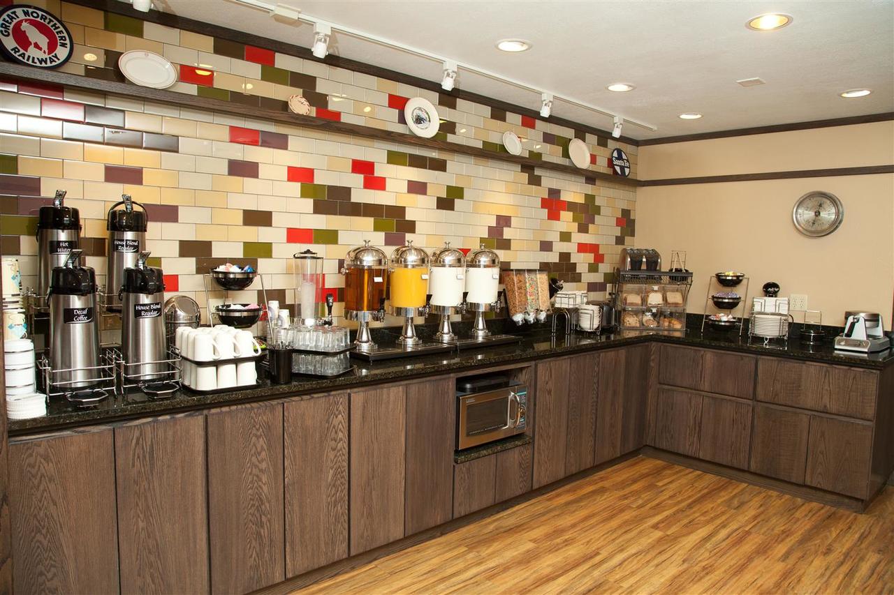 Best Western Golden Spike Inn & Suites - thumb 41