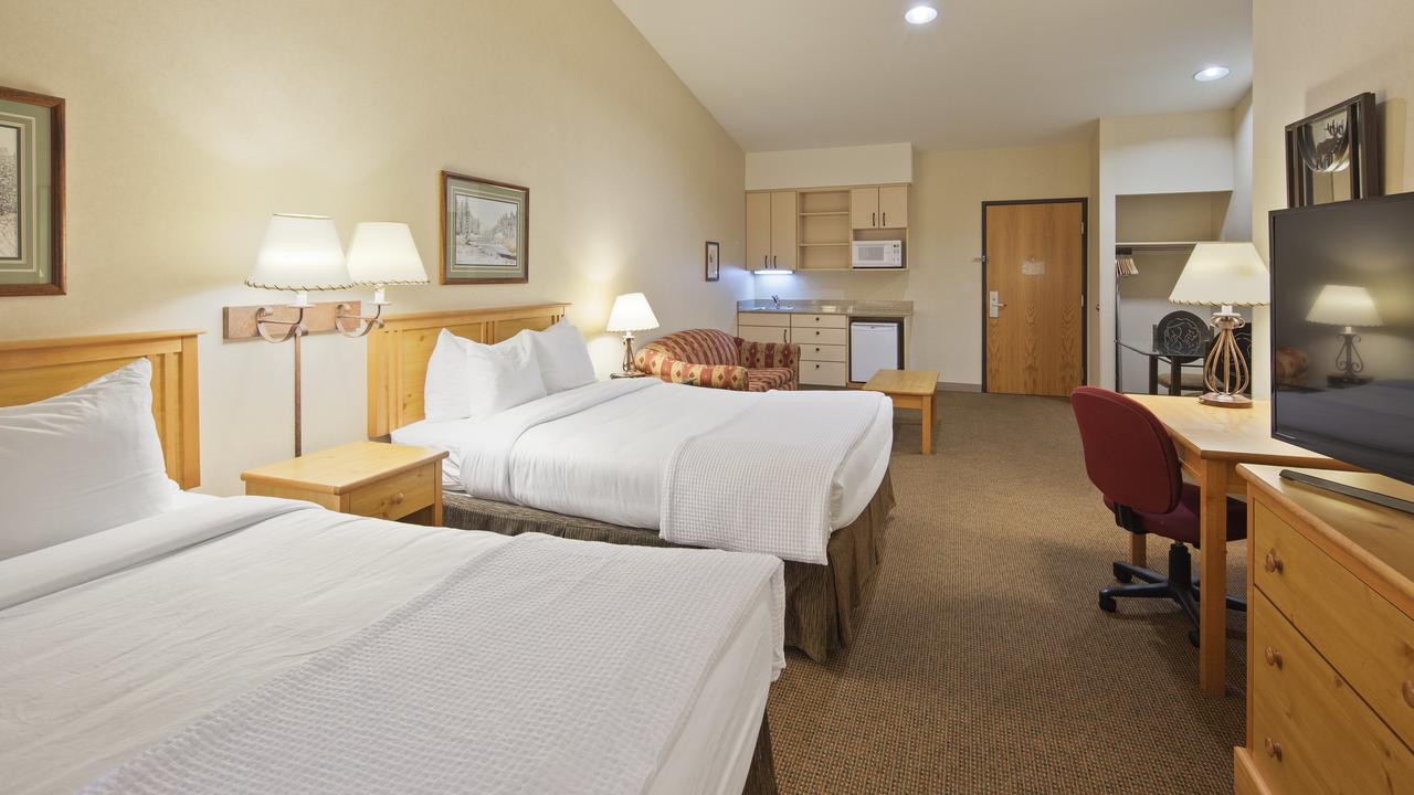 Best Western Golden Spike Inn & Suites - thumb 21