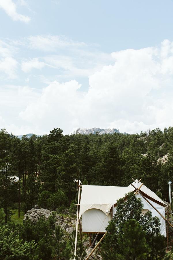 Under Canvas Mount Rushmore - thumb 36