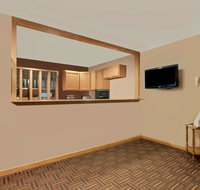 Super 8 by Wyndham Spearfish - Accommodation Indiana