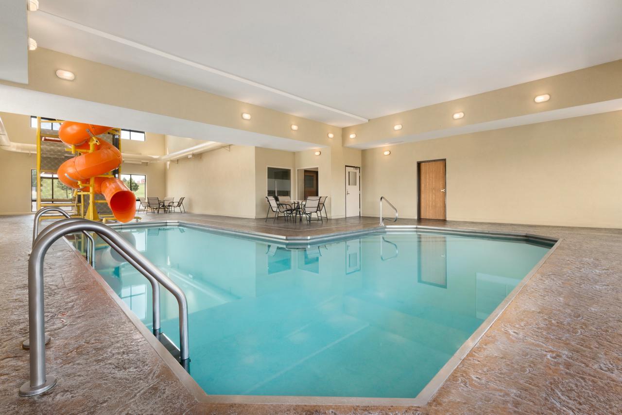 Hampton Inn Spearfish - thumb 3