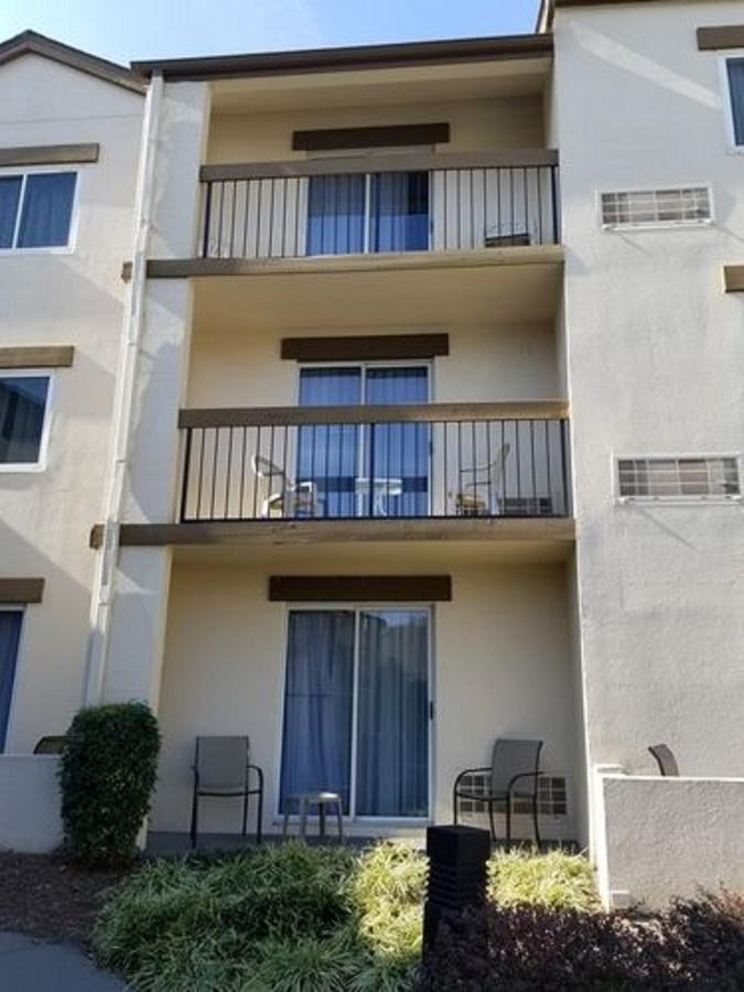 Club Hotel Nashville Inn & Suites - thumb 4