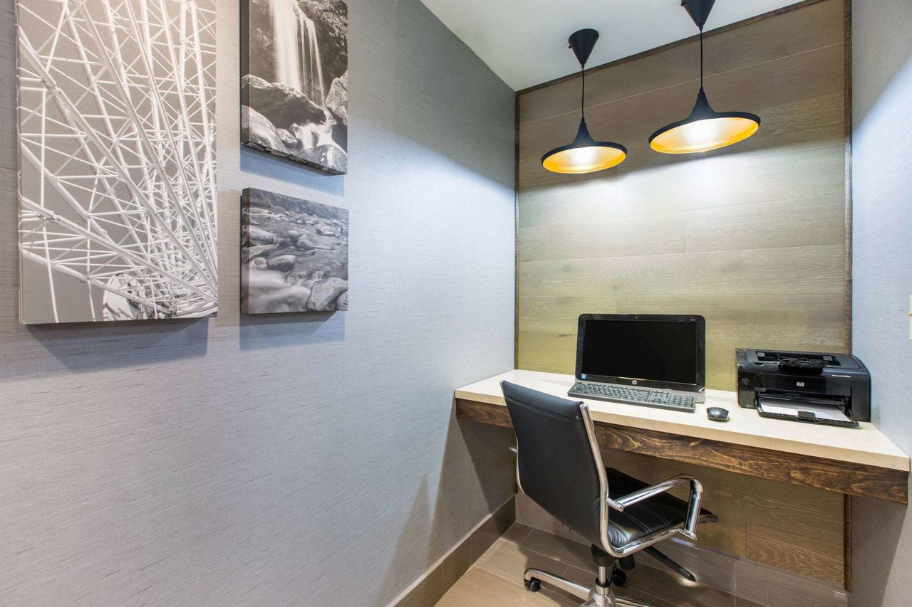 La Quinta Inn By Wyndham Pigeon Forge-Dollywood - thumb 12