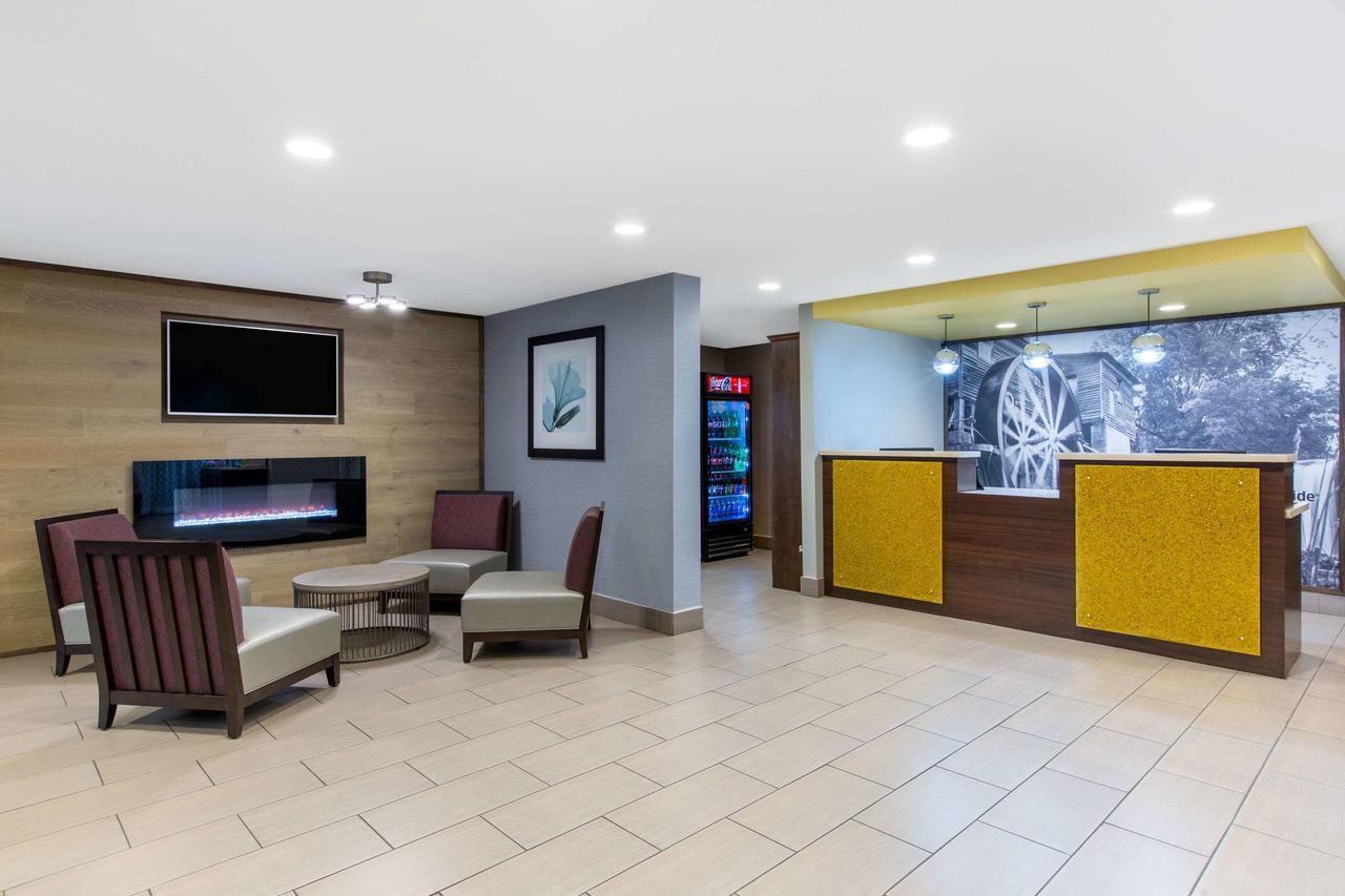 La Quinta Inn By Wyndham Pigeon Forge-Dollywood - thumb 9