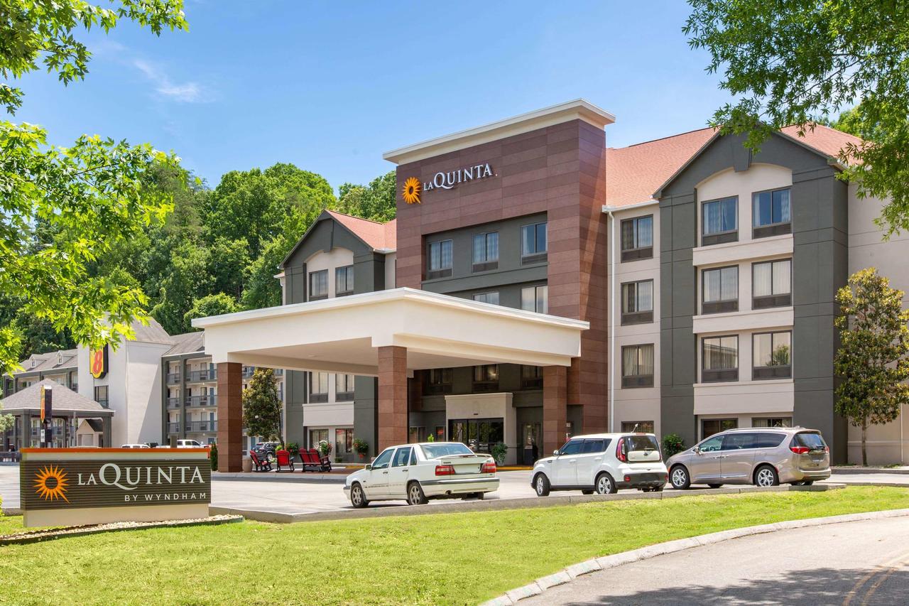La Quinta Inn By Wyndham Pigeon Forge-Dollywood - thumb 3