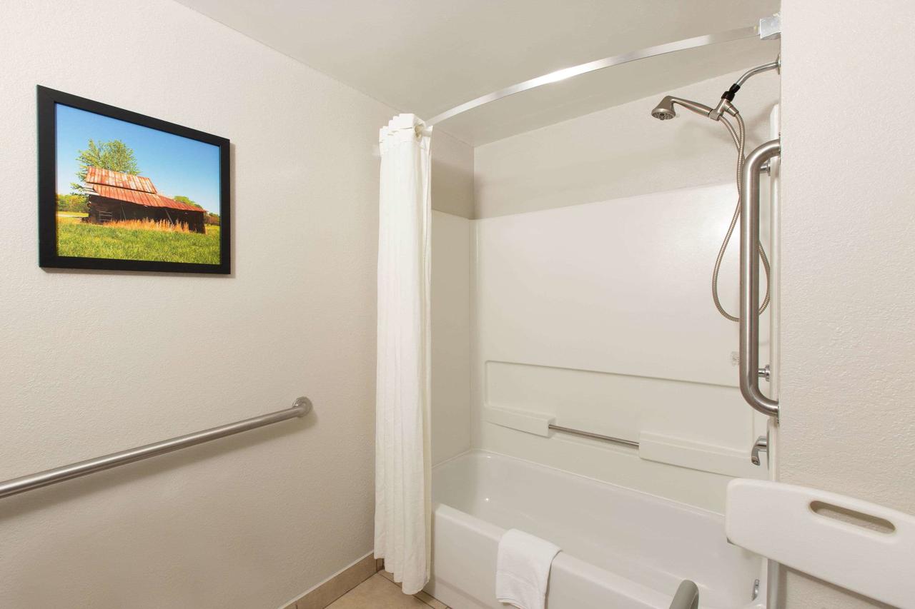 La Quinta Inn By Wyndham Pigeon Forge-Dollywood - thumb 30