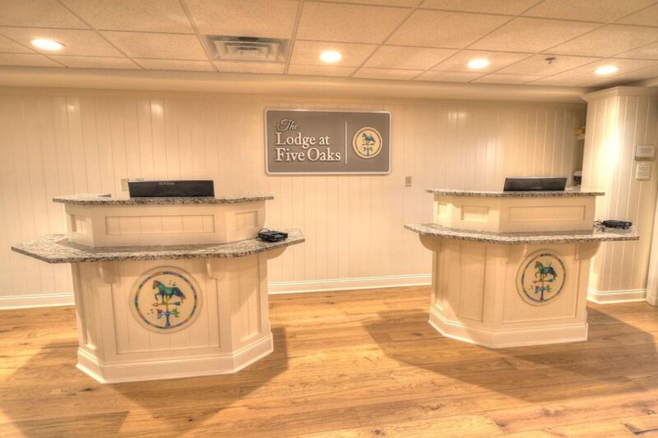 The Lodge At Five Oaks - thumb 7