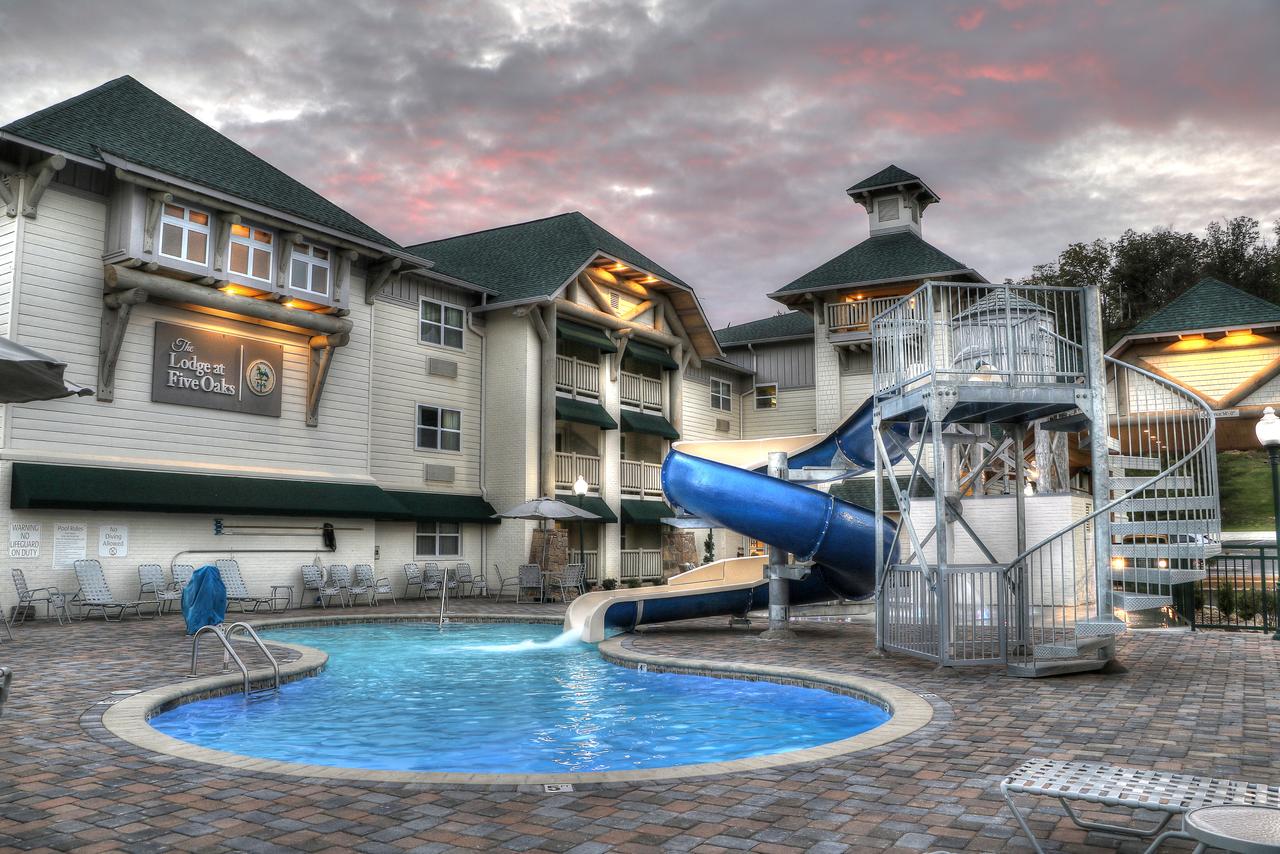 The Lodge At Five Oaks - thumb 2