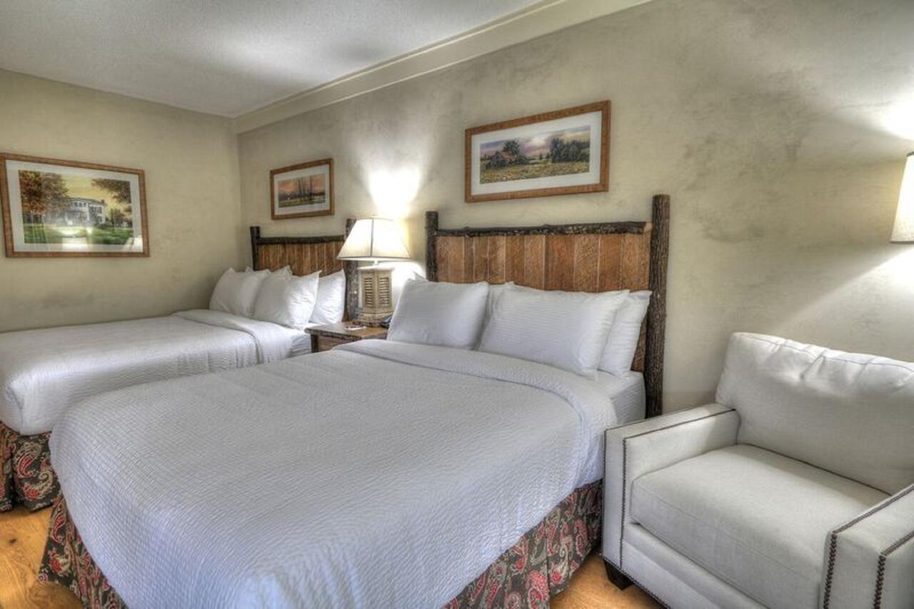 The Lodge At Five Oaks - thumb 14