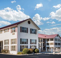 Super 8 by Wyndham Sevierville Riverside - Accommodation Indiana